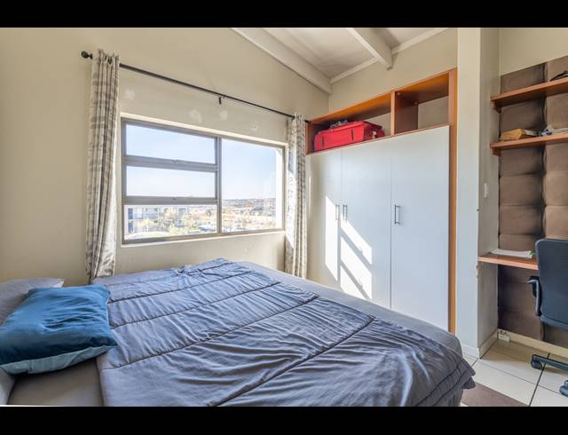 0.5 BEDROOM APARTMENT FOR SALE IN DAINFERN